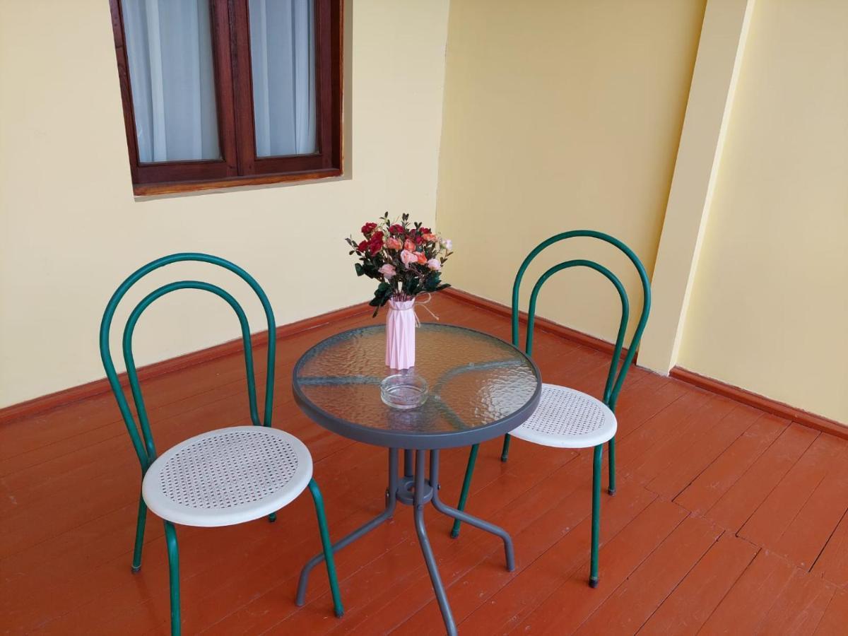 Guesthouse "Door" In Sighnaghi Exterior photo