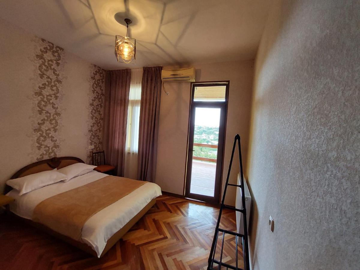Guesthouse "Door" In Sighnaghi Exterior photo