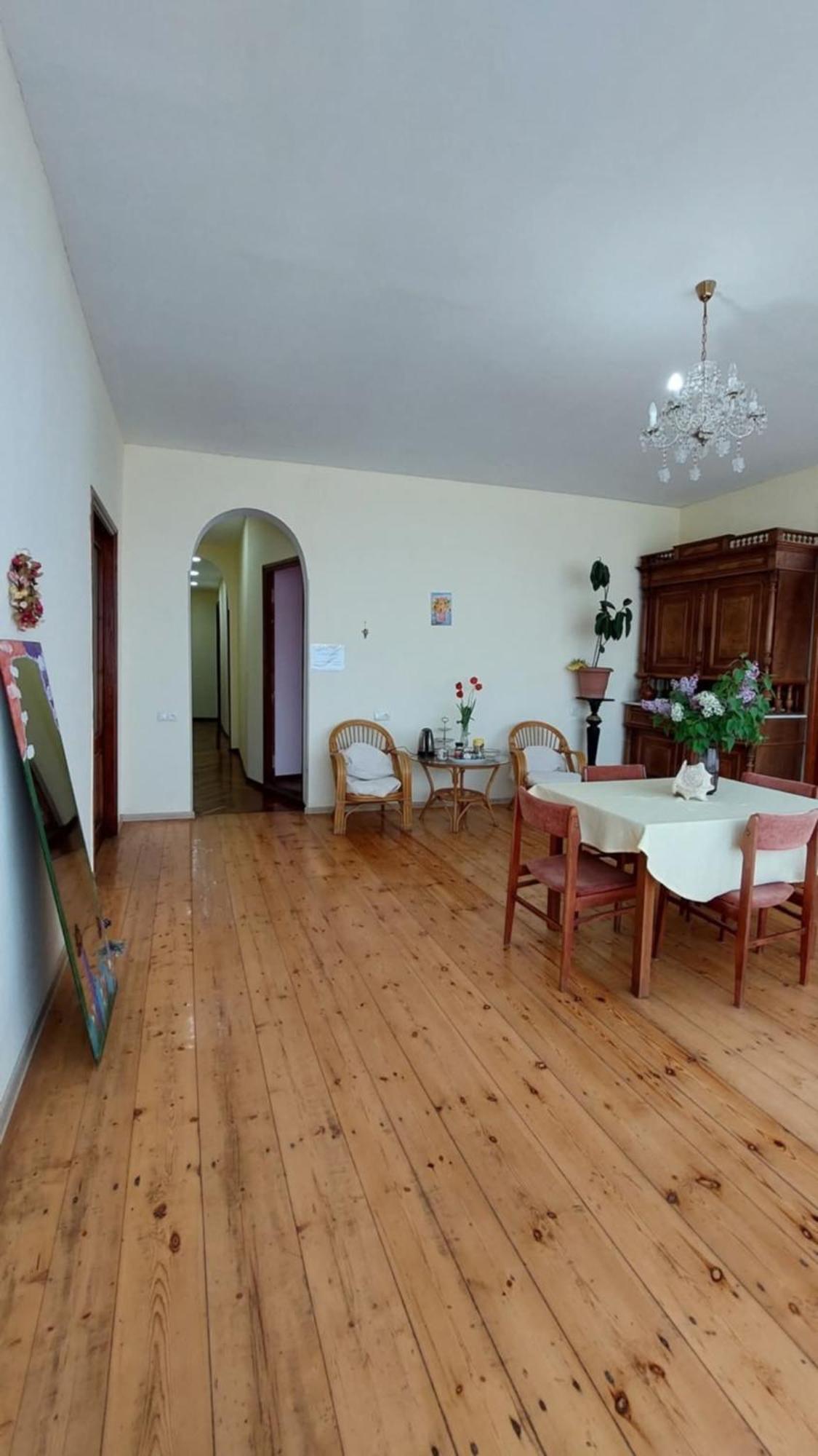 Guesthouse "Door" In Sighnaghi Exterior photo